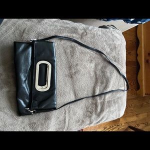 Black clutch